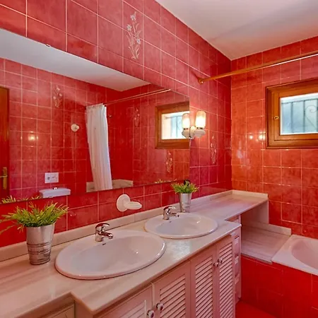 Villas Guzman - Matisse Villa
