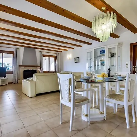 Vila Guzman - Matisse Moraira